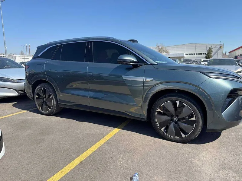 Byd tang l hybrid 2 Byd tang l hybrid 2