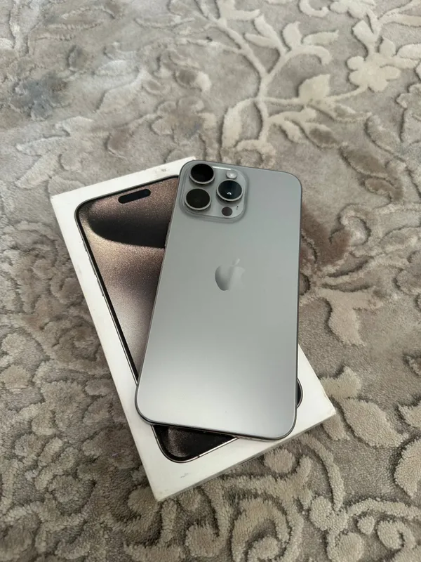 Iphone 15 pro max 2