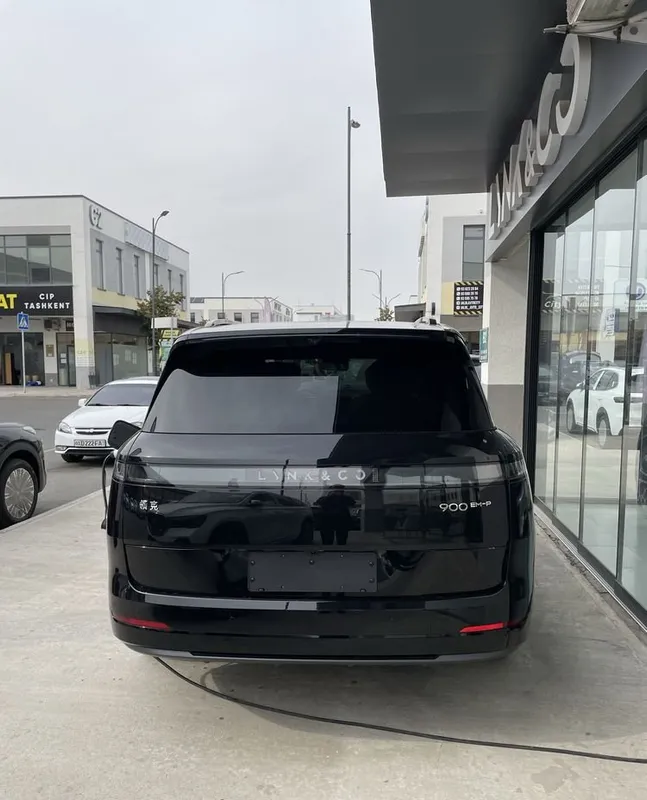 Lynk Co 900, гибрид, полная комплектация 2 Lynk Co 900, гибрид, полная комплектация 2