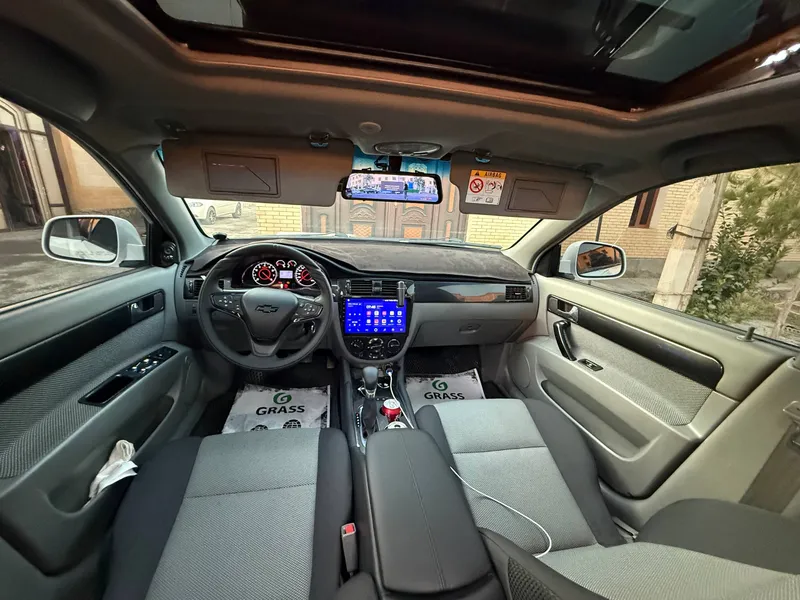 Chevrolet Jentra 2
