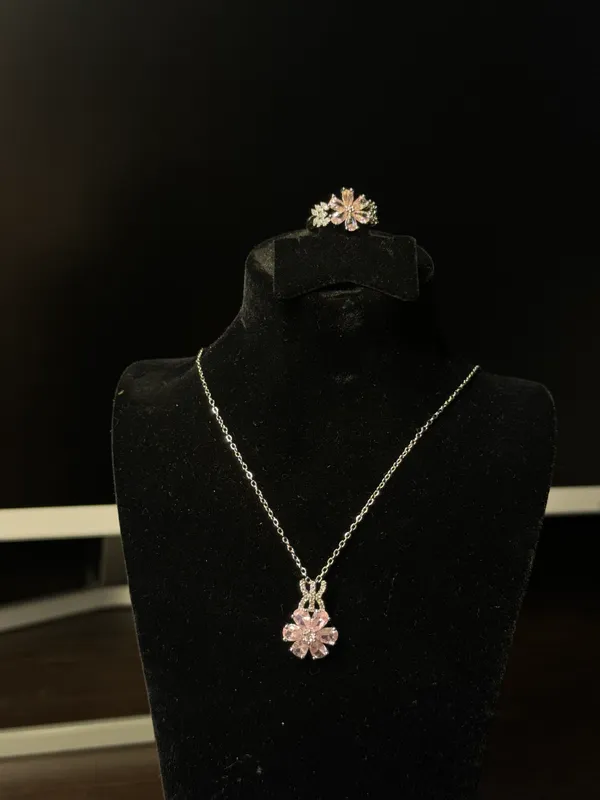 komplekti oʻzgacha