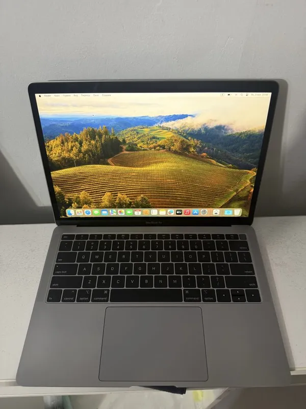 Macbook air/i5/8/128/ideal
