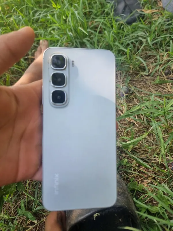 infinix hot 60 i 2