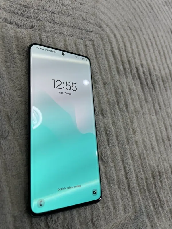 Samsung Galaxy s20 plus Veitnam idealniy