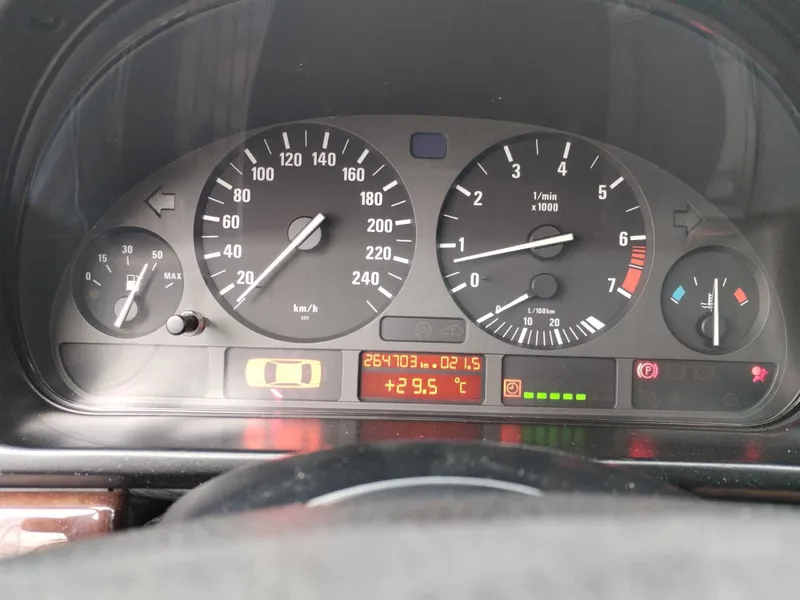 Продам BMW e39, 523i 10 Продам BMW e39, 523i 10