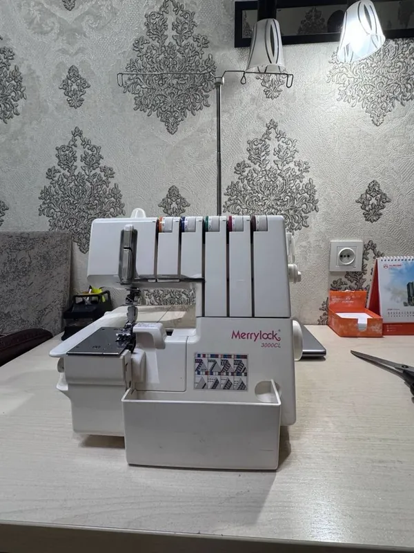 Швейная машинка Janome Marrylock 7 Швейная машинка Janome Marrylock 7