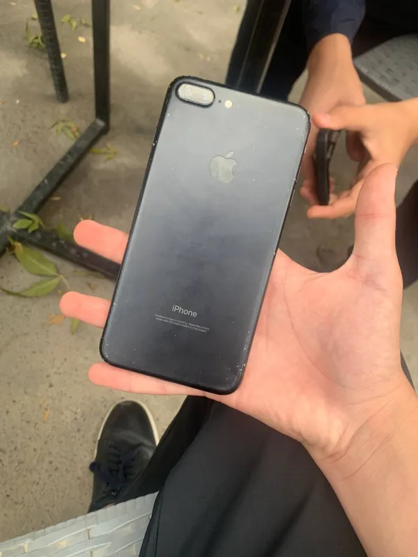iPhone 7 Plus 32GB 2 iPhone 7 Plus 32GB 2