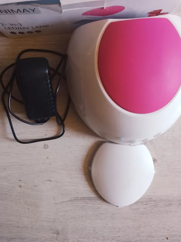 manikyur,pedikyur lampa tirnoq lak qotiradigan manikyur,pedikyur lampa tirnoq lak qotiradigan