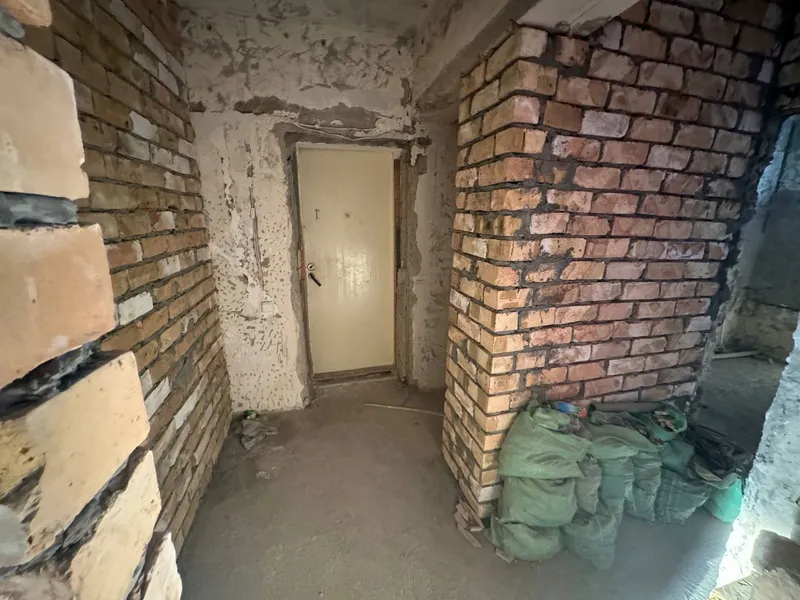 Продаётся уютная 4-х комнатная квартира на Генерал Петрова — фото 4
