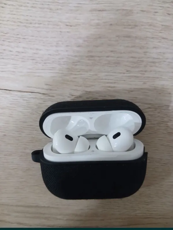 Продаю AirPods Pro (2nd generation) (версия USB-C)
