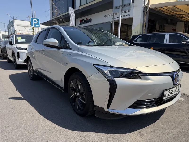 Buick velite 6 430km 2023 12-oy ishlab chiqarilgan 2