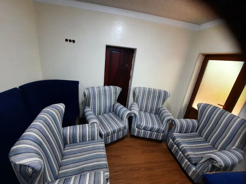 Mebel, kreslo, oshxona va ofislar uchun divan 2