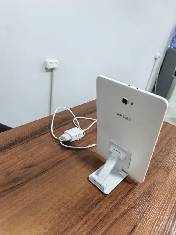 Планшет Sumsung Galaxy TabA 4 Планшет Sumsung Galaxy TabA 4