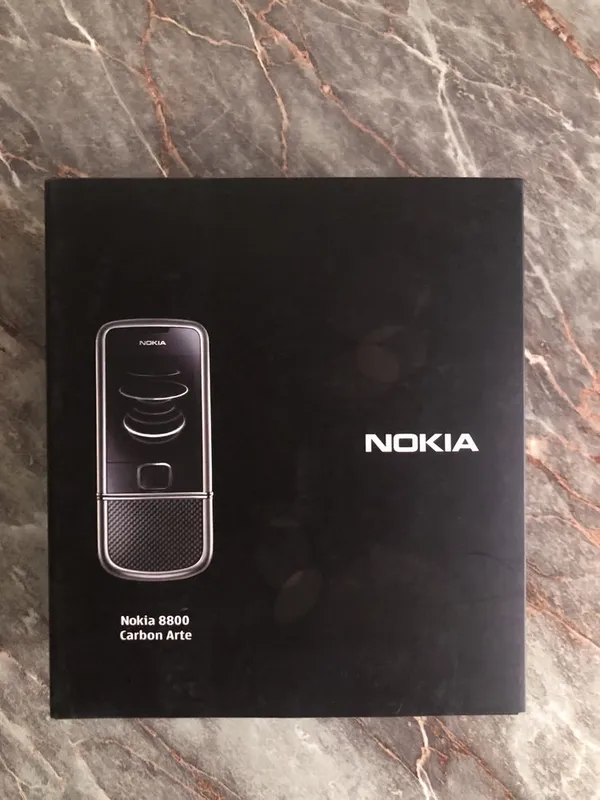 Nokia 8800 Carbon