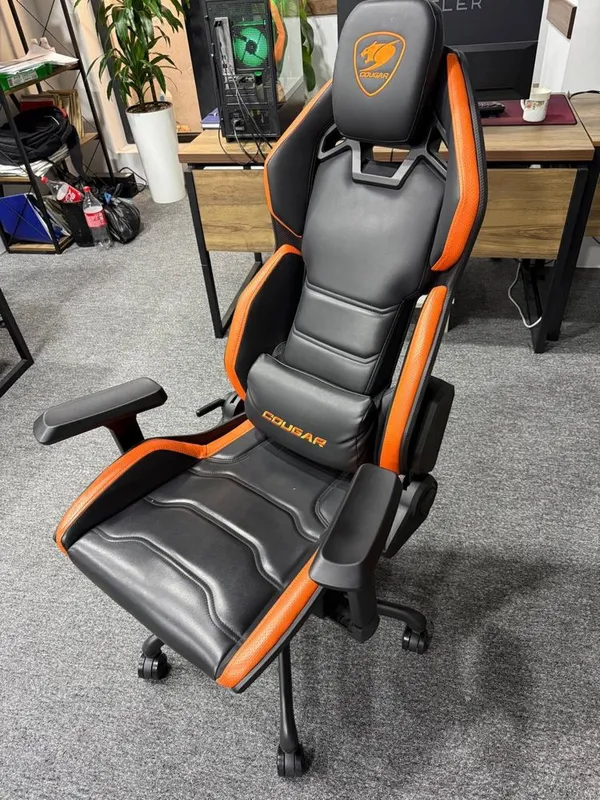 kreslo sotiladi COUGAR gaming original , holati ideal , кресло игровое