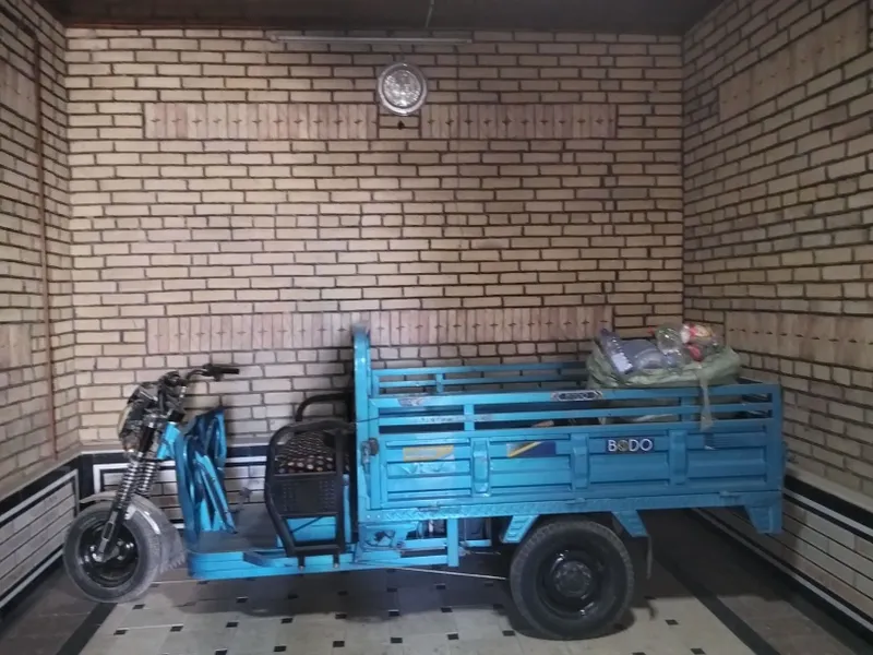 Elektron yuk tashuvchi mototsikl 2
