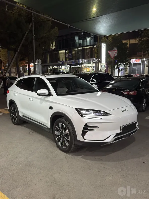 BYD Champion. Smart. 2025/26 yil. 15.400 km. 3 BYD Champion. Smart. 2025/26 yil. 15.400 km. 3