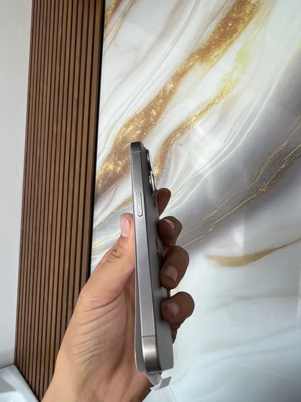Iphone 15 pro 3