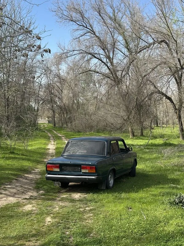 Lada 2107 yaxshi xolatda — фото 1