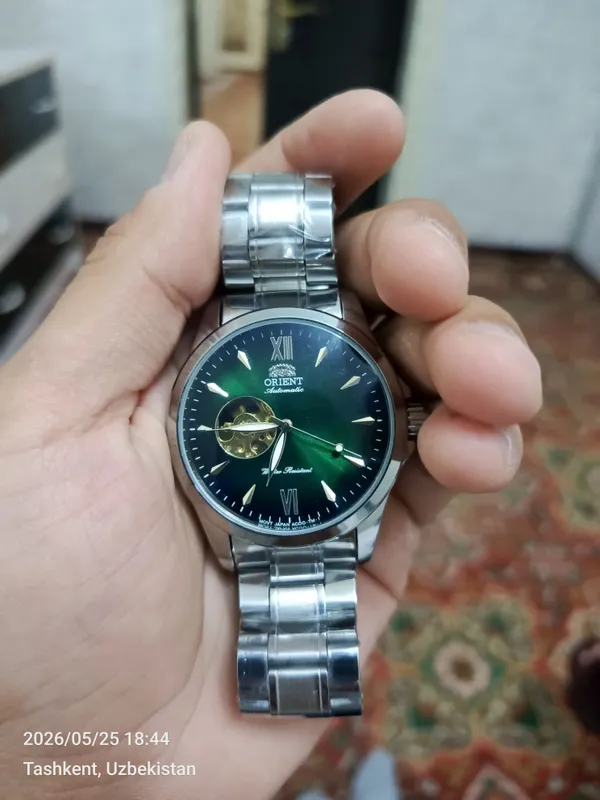 Orient qoʻl soati sotiladi Orient qoʻl soati sotiladi