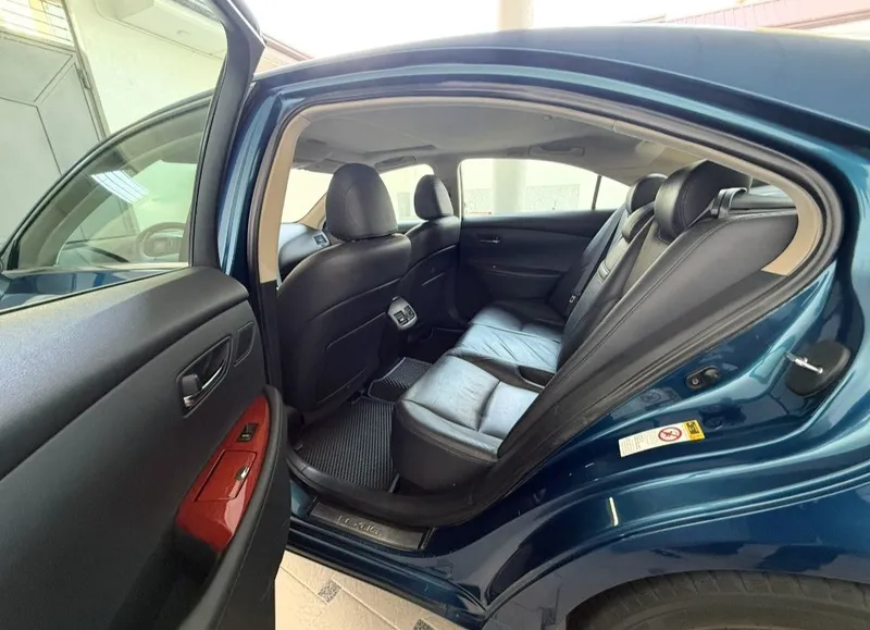Srochno Lexus es 350 3