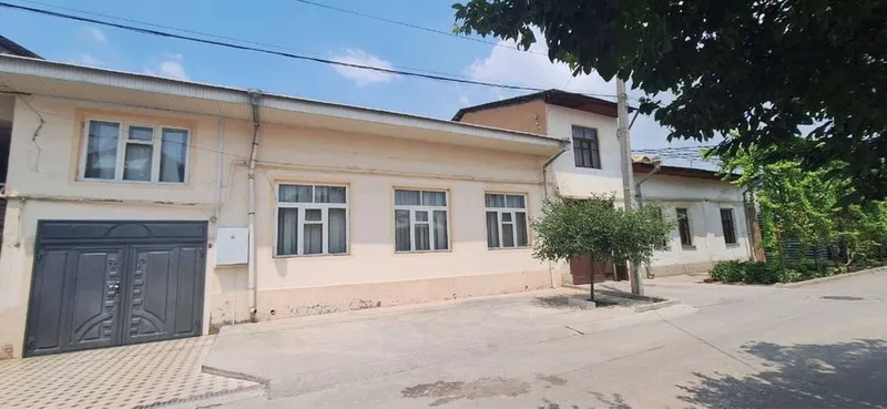 Продаётся участок на Бадамзаре 8.5 соток — фото 1