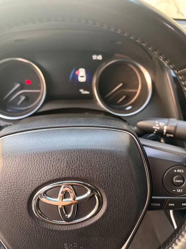 Tayota camry 2023 — фото 3