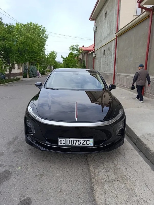 Продам и сдам в аренду на выкуп Honghi EQM 5 restayling 500km 1 Продам и сдам в аренду на выкуп Honghi EQM 5 restayling 500km 1