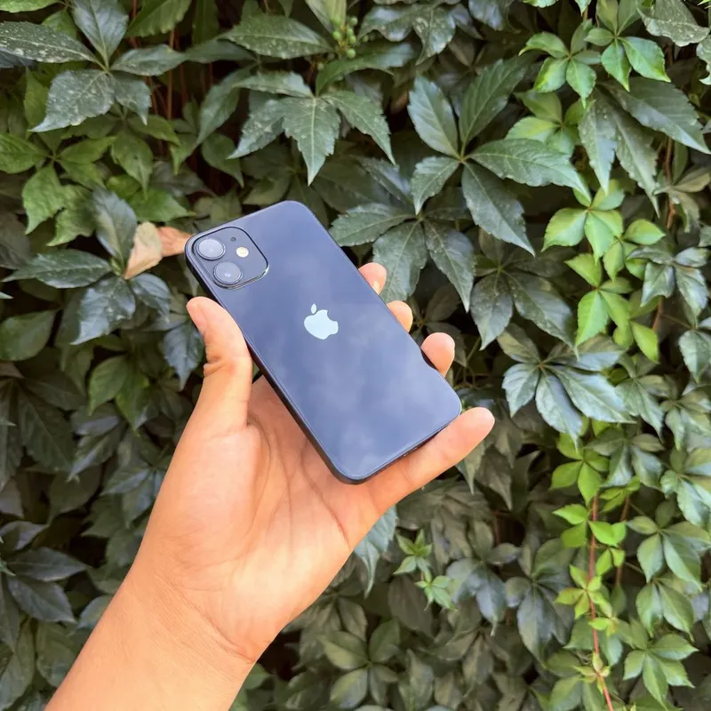 iPhone 12 mini sotiladi