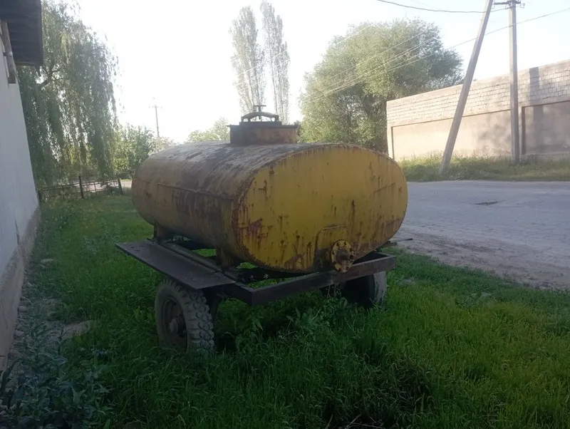 Продам систерну 2.5т