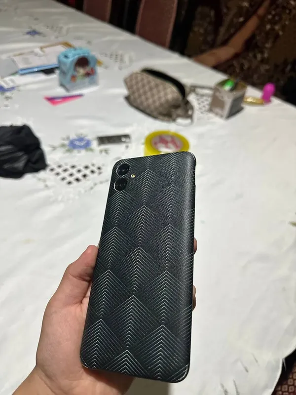 Samsung galaxy F04 — фото 1
