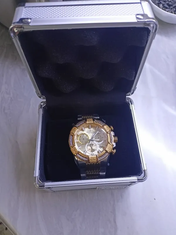 Мужские часы Invicta новые — фото 1