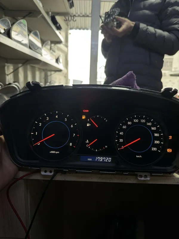 Epika tosca tablo sotiladi