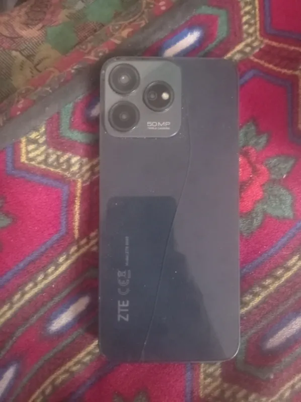 ZTE 8050 2
