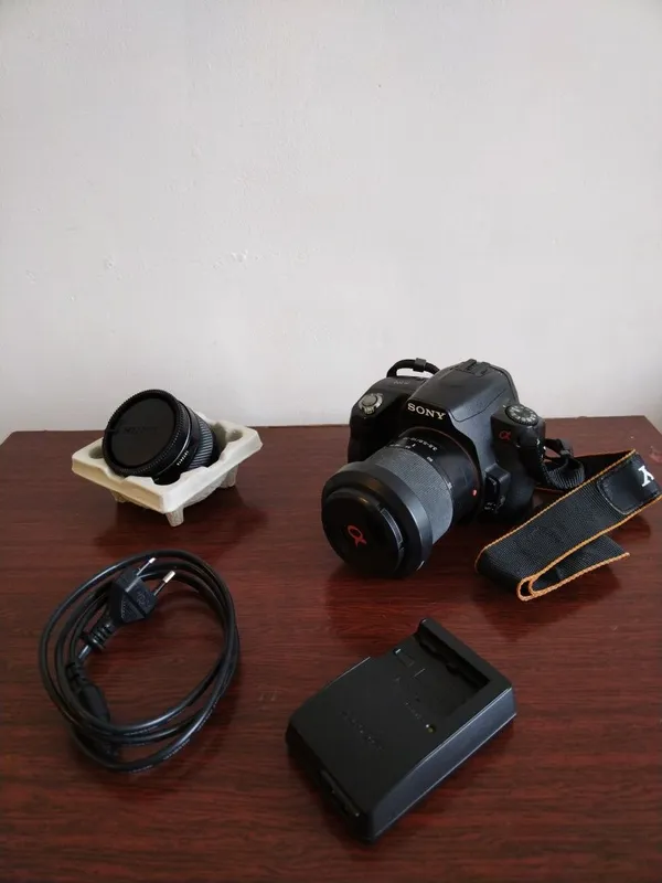 Продаётся фотоаппарат Sony. Продаётся фотоаппарат Sony.