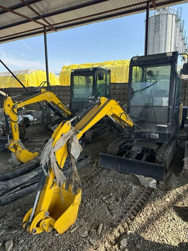Yangi Mini Ekskavator Sotiladi – 2023-yil 1 Yangi Mini Ekskavator Sotiladi – 2023-yil 1