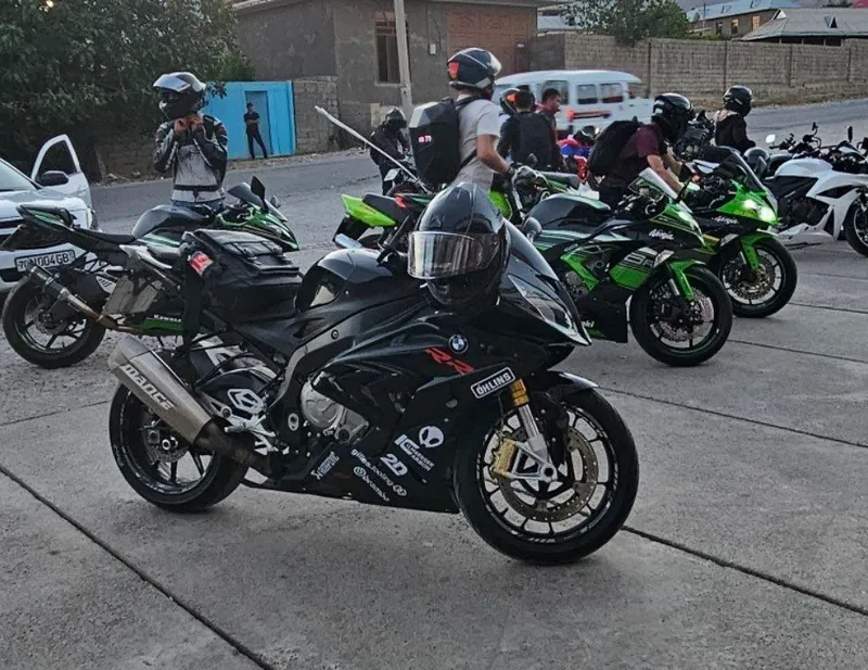 BMW 2015 RR 1000Kub 1 BMW 2015 RR 1000Kub 1