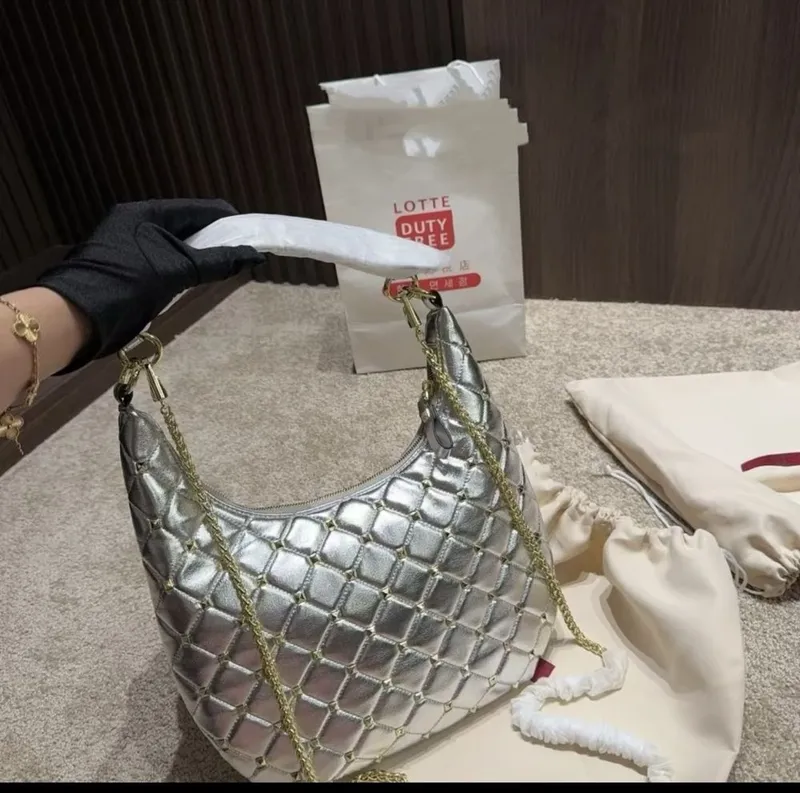 Шикарная сумка valentino 1 Шикарная сумка valentino 1