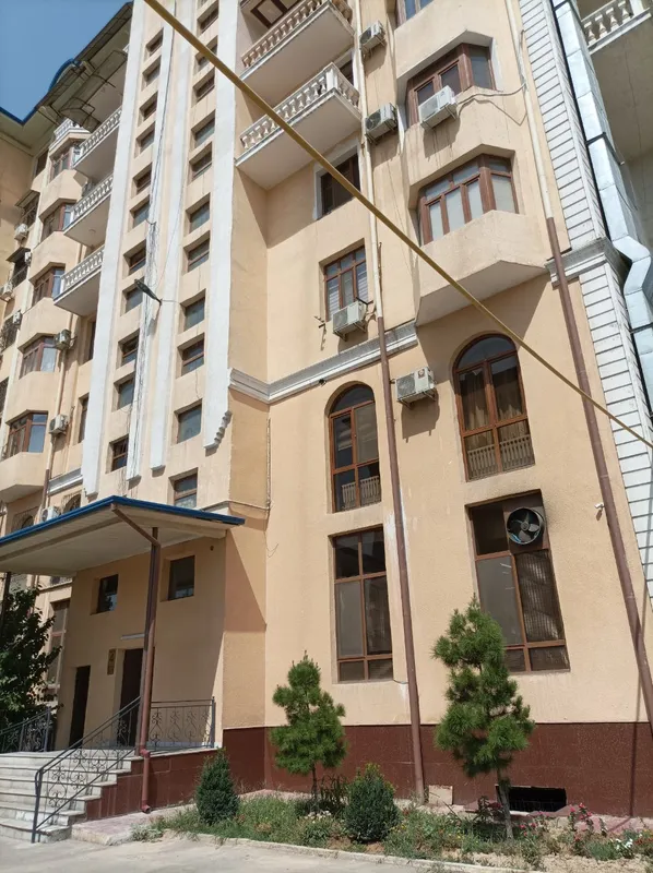 сдаю  свою 2-комн.кв. только для одному человеку — фото 2