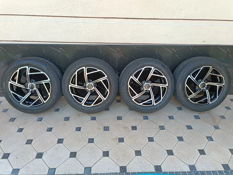 Vossen Burama Stil Diska Balon Sotiladi 195 55 R15 Holati ideal — фото 1
