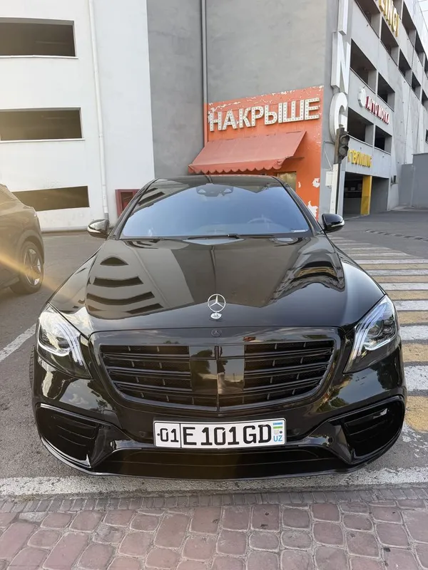 Mercedes Benz W222 S550 1 Mercedes Benz W222 S550 1