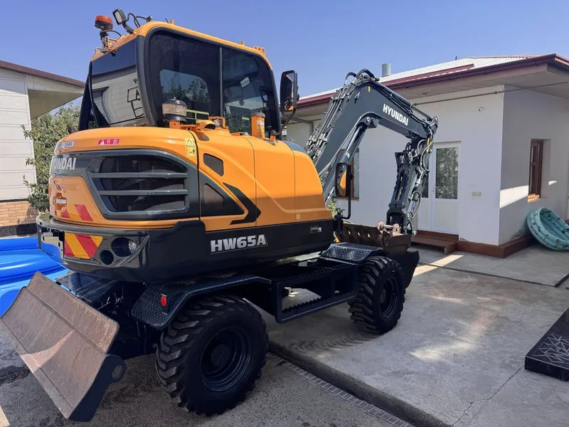 Exkavator HYUNDAI HW65A 2024-yil ishlagan soati 1372 2 Exkavator HYUNDAI HW65A 2024-yil ishlagan soati 1372 2