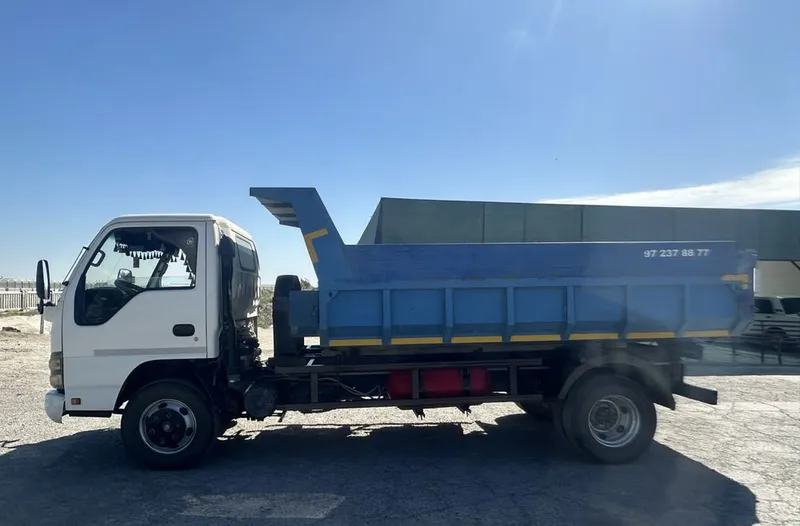 Продаётся самосвал Isuzu, 2019 года 3 Продаётся самосвал Isuzu, 2019 года 3