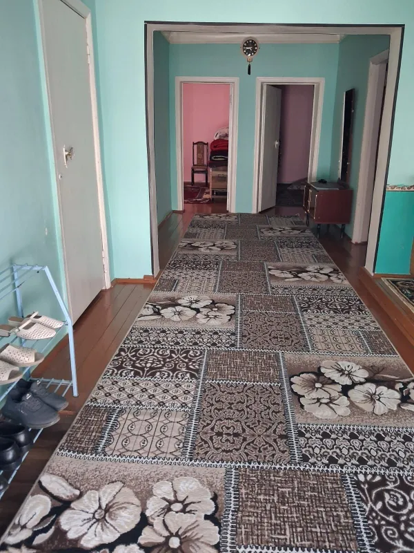 Азадбаш да 8 хонали ховли үй сотилади