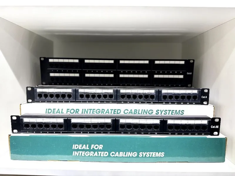 Патчьпанель, Patchpanel CAT 5E, CAT6, 24-48 port