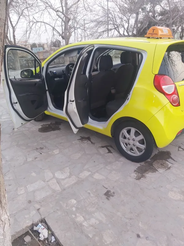 shevrolet spark 2