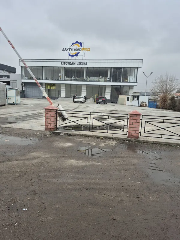 Автосалон еки спецтехника сотиш учун ажойиб жой ижарага берилади. — фото 1