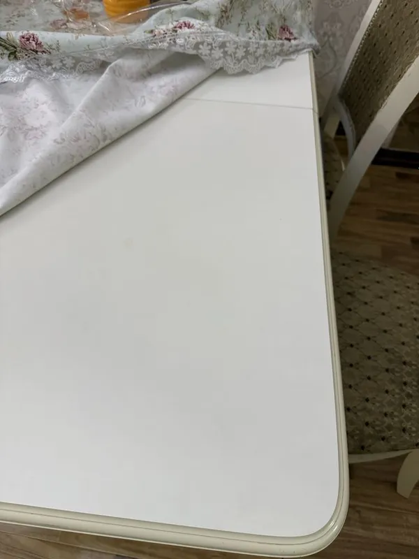Сотилади стол ва 6 стул — фото 1