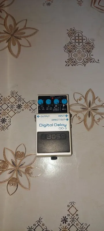 Gitara va ovoz ucun primochkalar-BOSS 4
