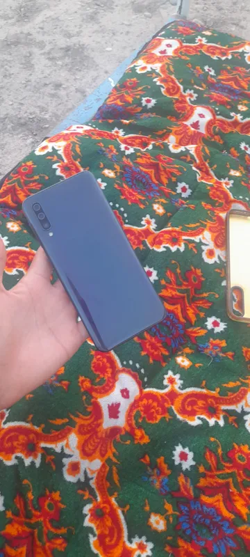 Samsung A50 64 ГБ 4 Samsung A50 64 ГБ 4